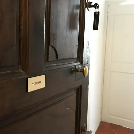 מלון דירות Particulier Des Lumieres מוסטיה-סן-מארי