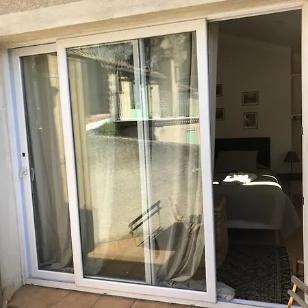 Particulier Des Lumieres מלון דירות מוסטיה-סן-מארי