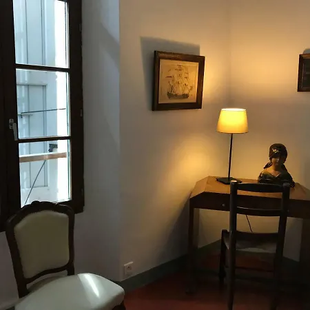 Particulier Des Lumieres מלון דירות 3*