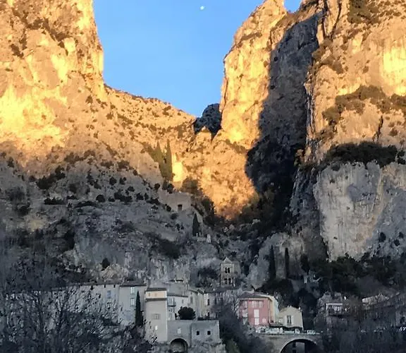 Aparthotel Particulier Des Lumieres 3*