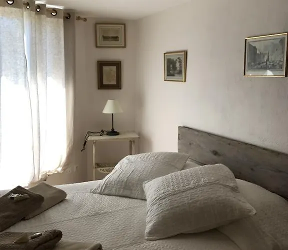 Particulier Des Lumieres 3*