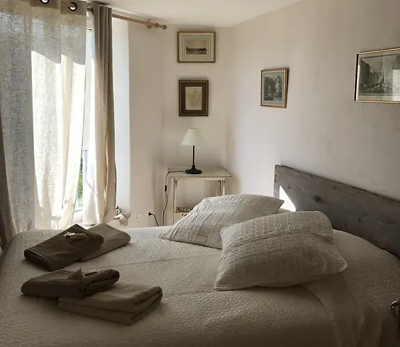 Aparthotel Particulier Des Lumieres 3*