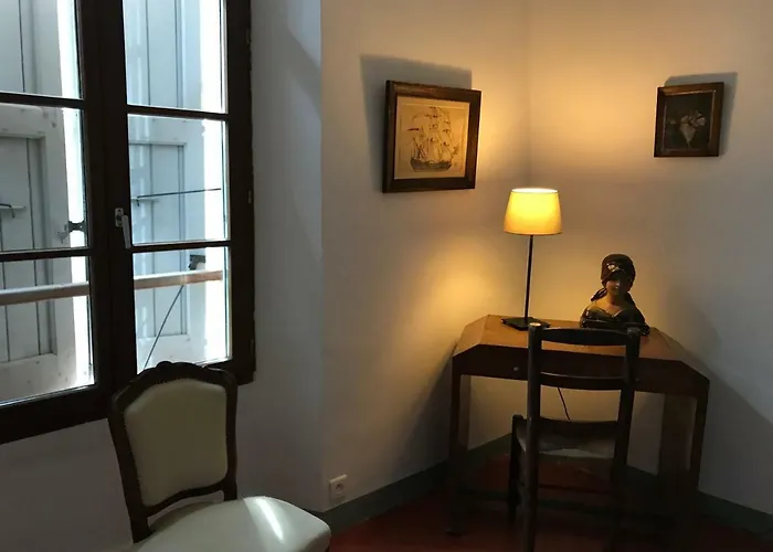 Particulier Des Lumieres Aparthotel 3*