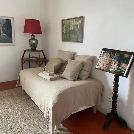 帕提库里尔德斯鲁米尔莱斯公寓 3* 穆斯捷-圣玛丽