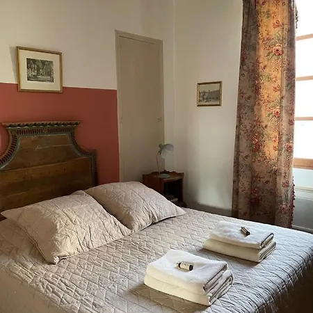 Particulier Des Lumieres Apart Otel 3*