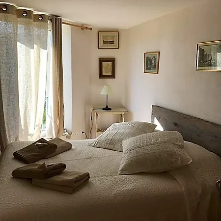 Particulier Des Lumieres Aparthotel 3*