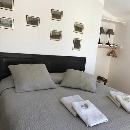 Particulier Des Lumieres Apart Otel