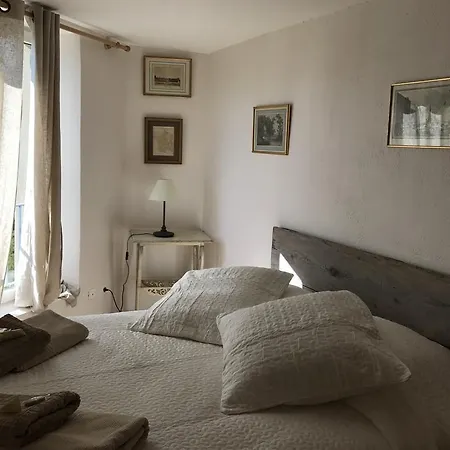 帕提库里尔德斯鲁米尔莱斯公寓 公寓式酒店 3*