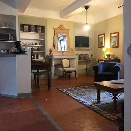 帕提库里尔德斯鲁米尔莱斯公寓 公寓式酒店 穆斯捷-圣玛丽